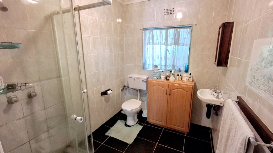 3 Bedroom Property for Sale in Roodia Free State